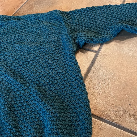 UNIVERSAL THREAD SWEATER - Picture 5 of 9